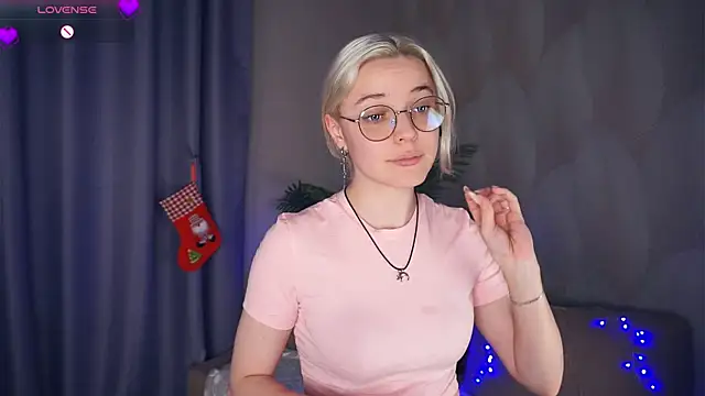 EdaKirkIin's cam snapshot