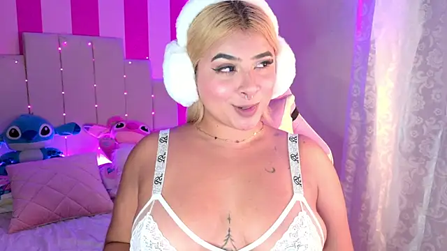 AliiceBrown_'s cam snapshot