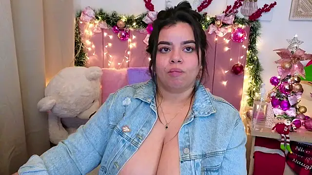 MiahJoness's cam snapshot