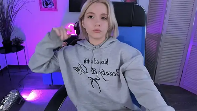 AuroraWrenfield's cam snapshot