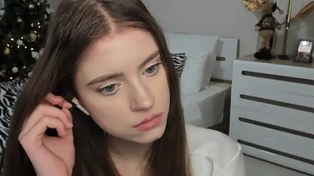 Erica_Kiss's cam snapshot