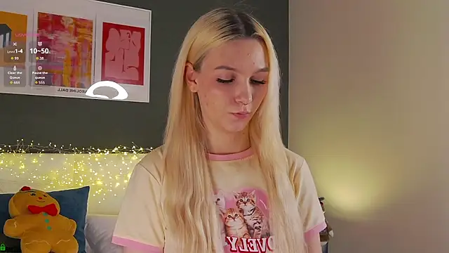 SaraHearts's cam snapshot