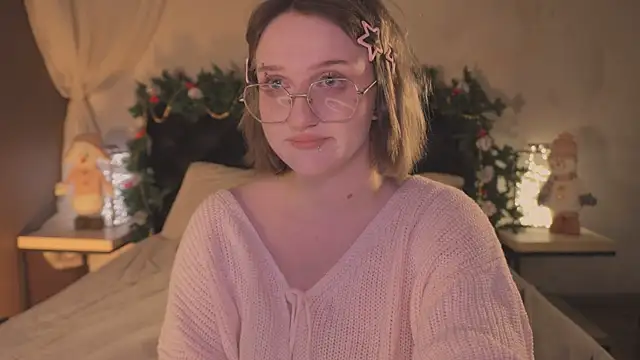 ELLIEJAY's cam snapshot