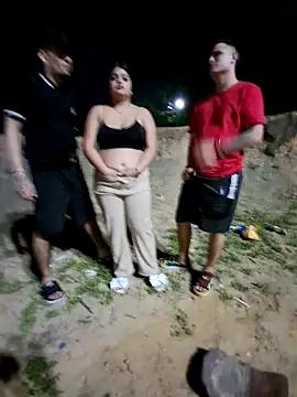 royalgirls_x's cam snapshot