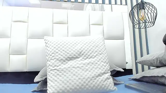 camila__herrera's cam snapshot