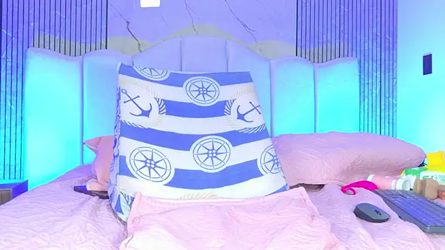 Sofia_martiin's cam snapshot