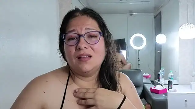 scarlett_widow_'s cam snapshot