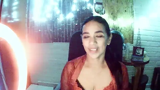 MiiaVelasquez's cam snapshot