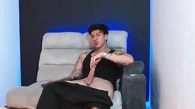 JUSTIN_FULLER1's cam snapshot