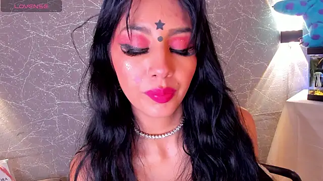 Miss_Charlottet's cam snapshot