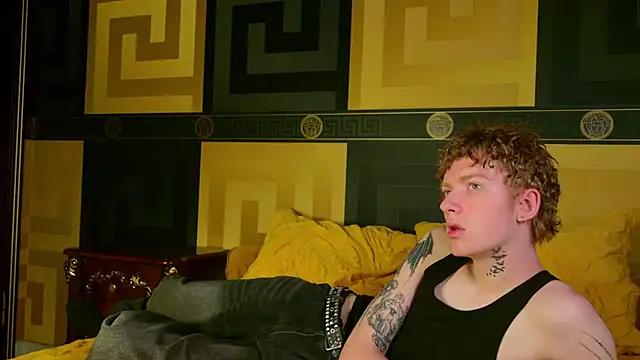 TRAVIS_CLAS live sex cam