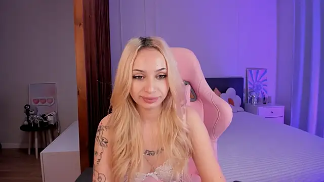 LanaMiracle's cam snapshot