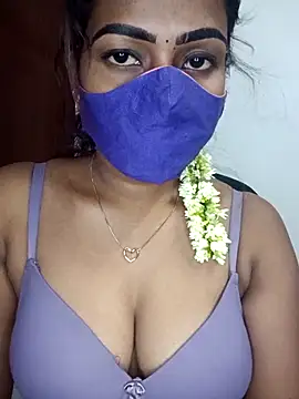 Tamil_kavinila live sex cam