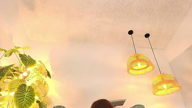 Fluffy_Bubble21's cam snapshot