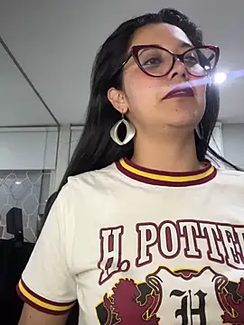 TAMARALEWISMD's cam snapshot