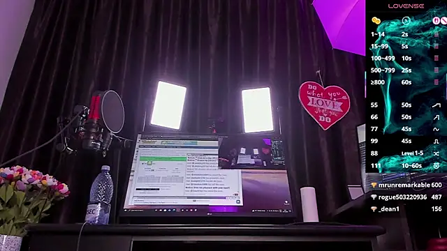 Raissa_sky26's cam snapshot