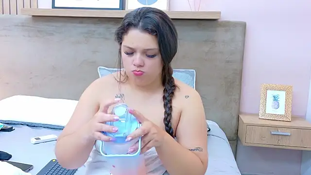 Tessa_Stone's cam snapshot