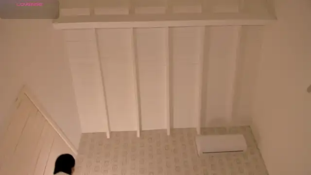 AriRobert_'s cam snapshot