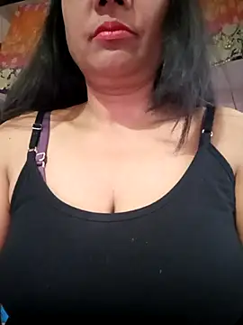 Love-pari09's cam snapshot