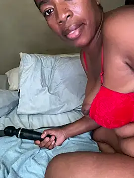 Curvyslut92's cam snapshot