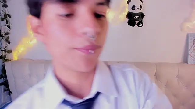 AleAurarashi's cam snapshot