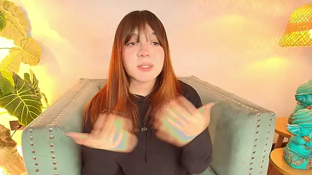 Fluffy_Bubble21's cam snapshot