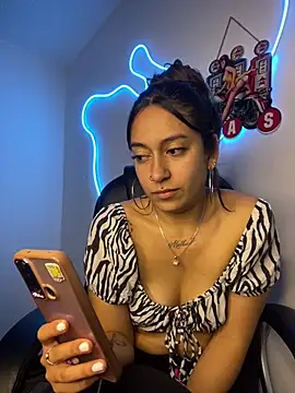 Alaska_euphoria's cam snapshot