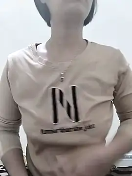 love_sexy090's cam snapshot