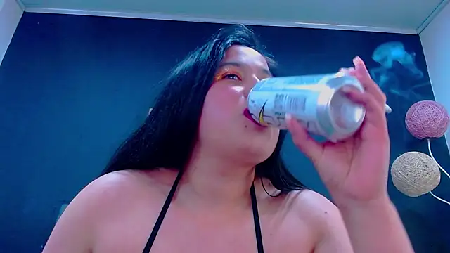 mia_xx1's cam snapshot