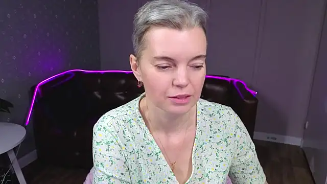 Cutie_Erikaa1's cam snapshot