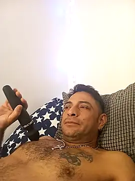 hotCOUPLEPETRA's cam snapshot