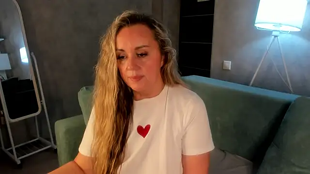 Sky_Kuper's cam snapshot