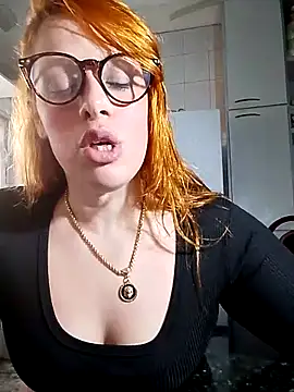 Bellatriz-horse live sex cam