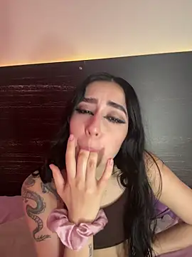 sharlot24's cam snapshot