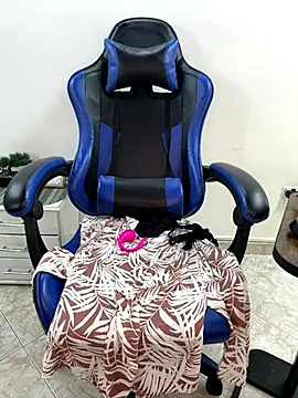 Adeline_1's cam snapshot