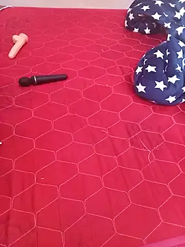 StormzyLeila's cam snapshot