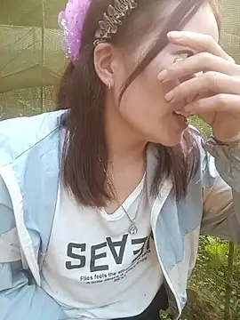 nangmo's cam snapshot