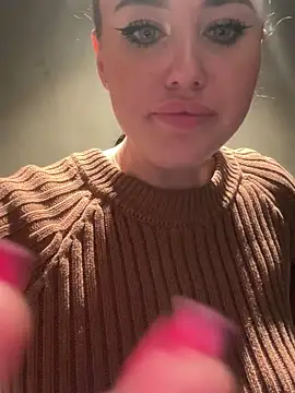 KiraSunshine's cam snapshot