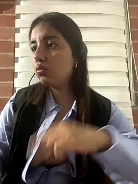 Au-rora's cam snapshot