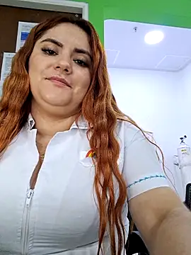 girl_redhead_bigtits's cam snapshot