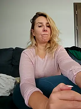 MariaRichi_'s cam snapshot