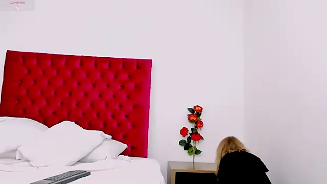 TaniaBolton's cam snapshot