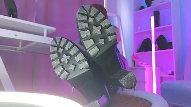 CruelSiren's cam snapshot