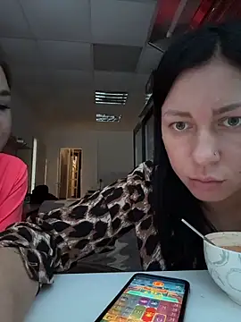 VaryaRose live sex cam