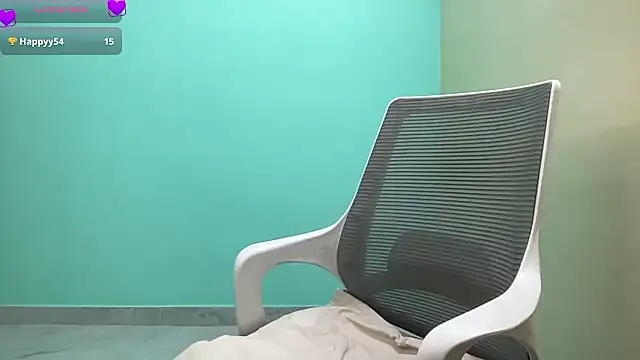 classy_kritii's cam snapshot