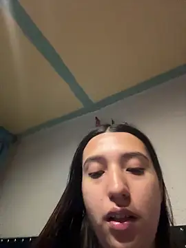 Alix_Rousses21's cam snapshot