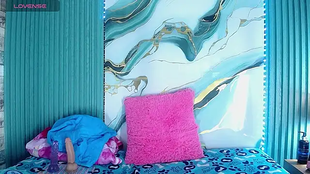 mikaela_iris's cam snapshot