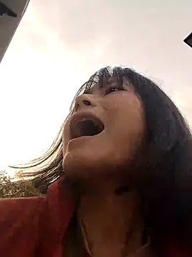 linda_bae00's cam snapshot