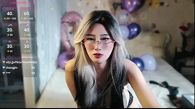 Fang-Xiaojie's cam snapshot