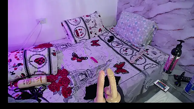 Daniwhatson's cam snapshot